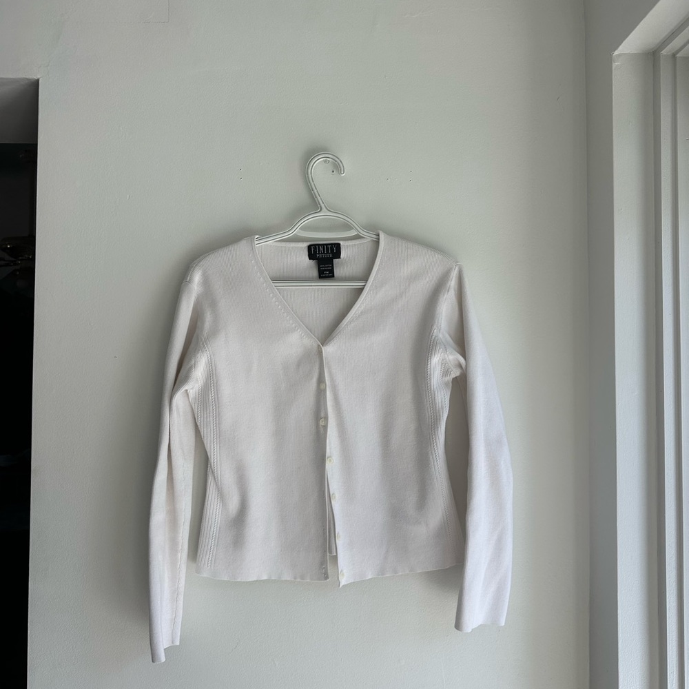 Finity Petite M White Cardigan